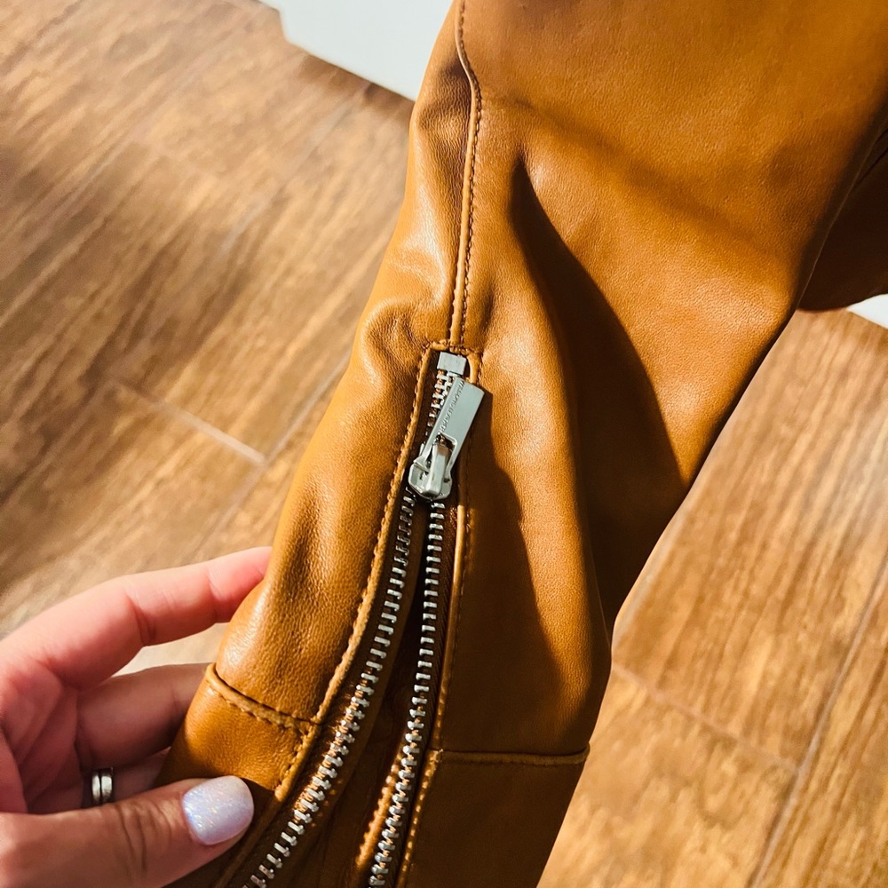 Brown Leather Jacket - Picture 4 of 5